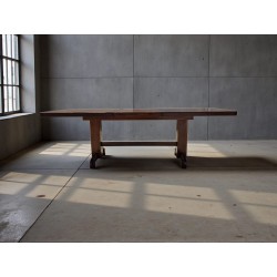 Mid-Century Extendable Dining Table | FurniCape