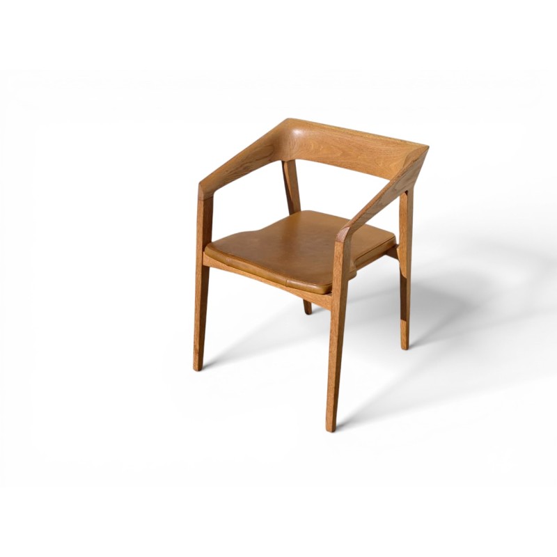 Scandinavian Style Oak Chair with Tan Leather Seat | FurniCape