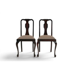 Set of 4 Mid Century Dining Room Chairs with Queen Anne Legs | FurniCape